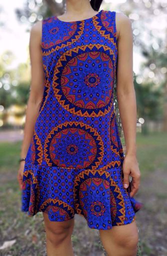 Imagen de Vestido estampado cerrado azul